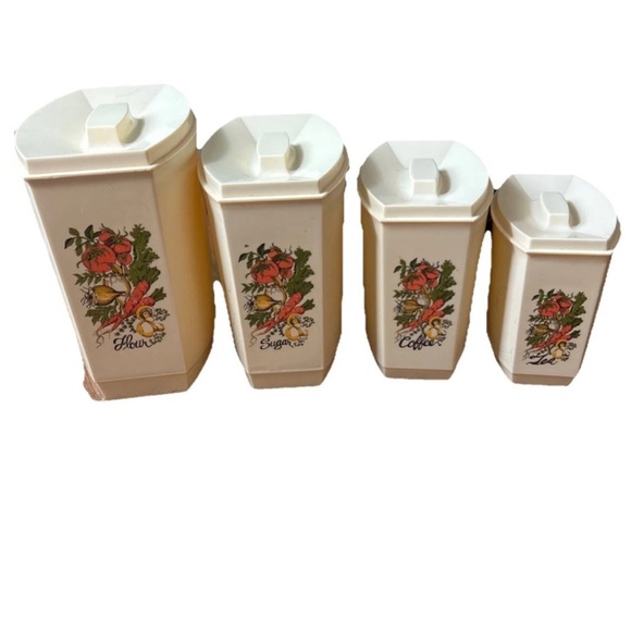 Vintage retro Pyrex Kitchen Nesting Canister veggie Nesting Set 4p
